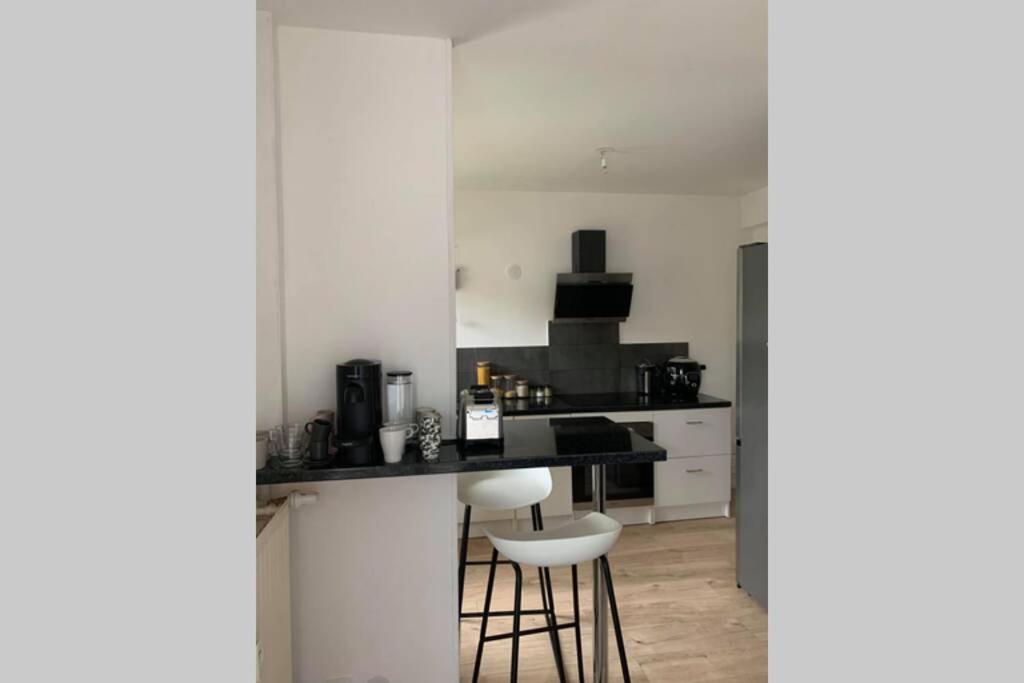 Apartment Appartement T2 Refait A Neuf Et Fonctionnel